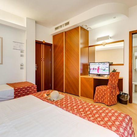 Hotel Europa Beach Village ジュリアノーヴァ エクステリア 写真