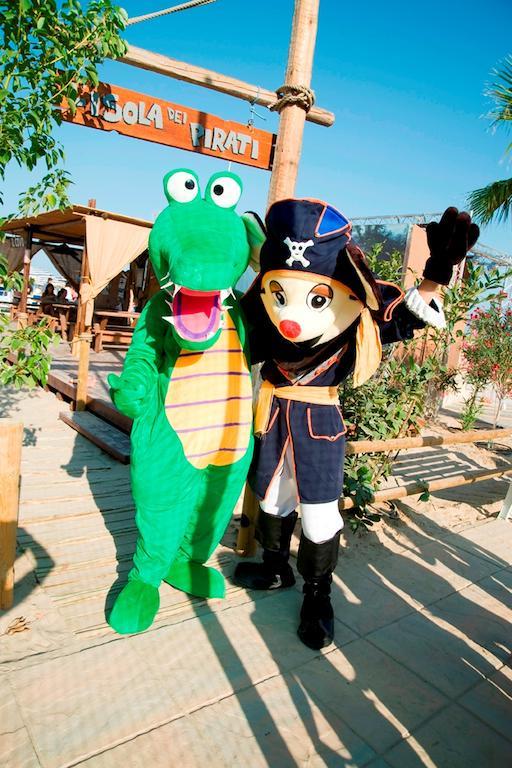 Hotel Europa Beach Village ジュリアノーヴァ エクステリア 写真