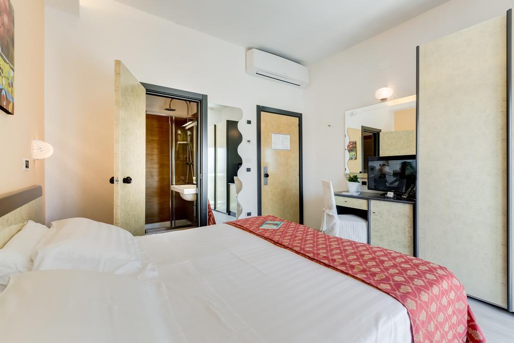 Hotel Europa Beach Village ジュリアノーヴァ 部屋 写真