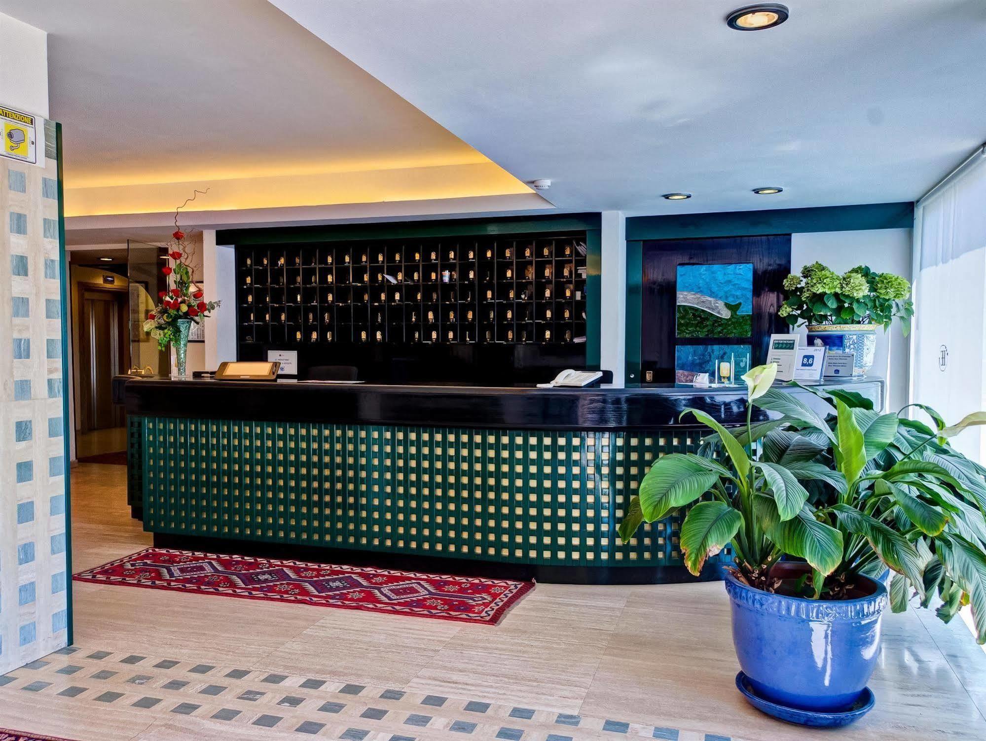 Hotel Europa Beach Village ジュリアノーヴァ エクステリア 写真